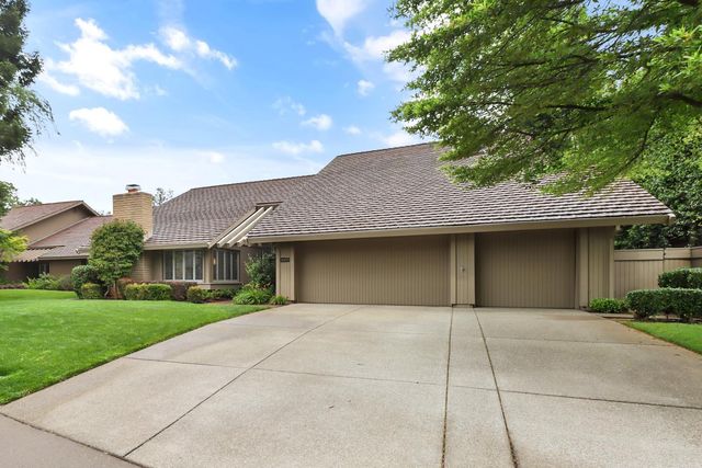11455 Forty Niner Cir, Gold River, CA 95670