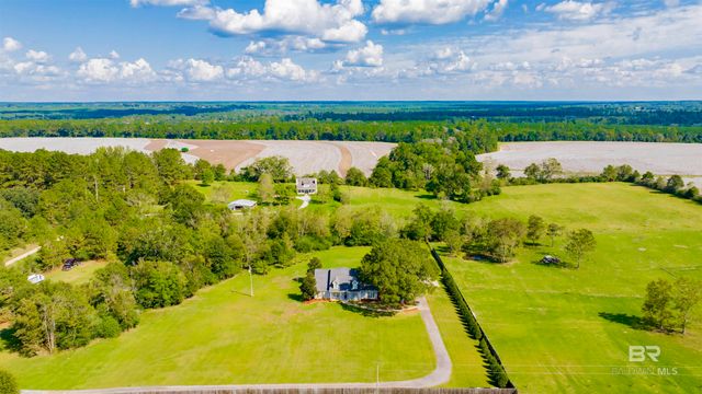 28664 Stormy Creek Lane, Robertsdale, AL 36567