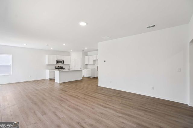 5376 Heron Bay Boulevard, Locust Grove, GA 30248