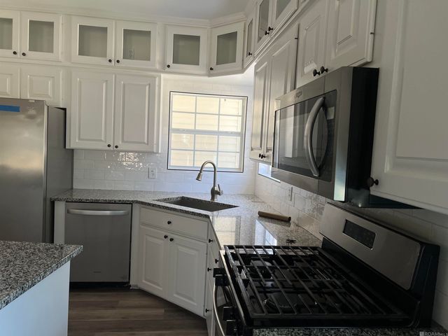 27499 Tall Oaks Dr, Walker, LA 70785