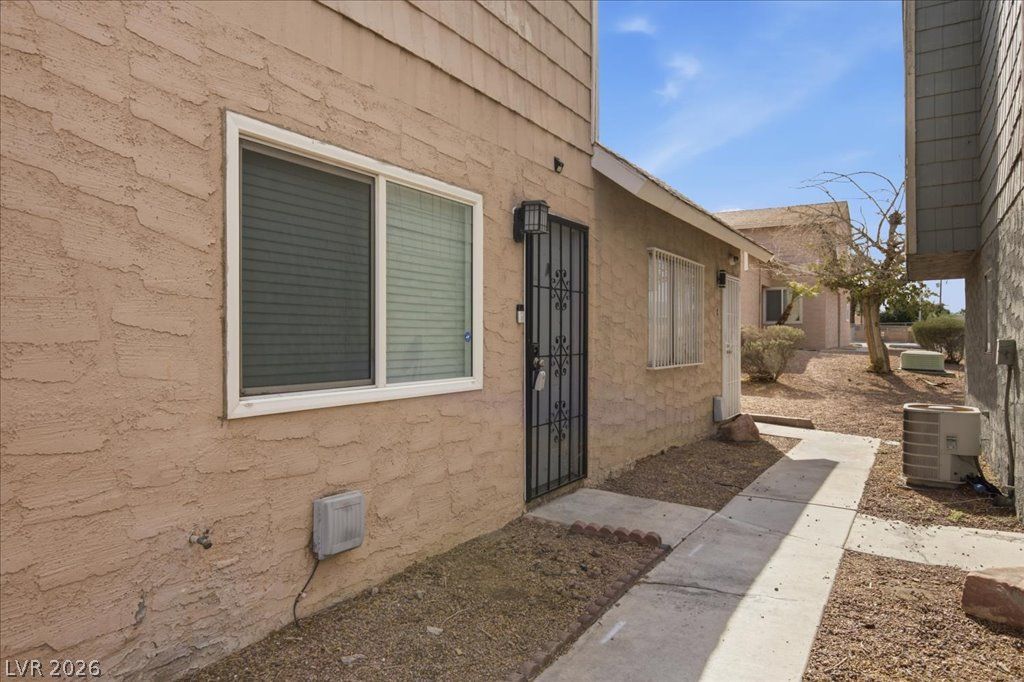 5117 Greene Lane A, Las Vegas, NV 89119 — exterior
