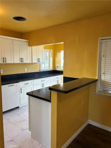 2325 Verde, Bakersfield, CA 93304