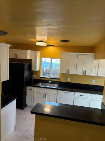 2325 Verde, Bakersfield, CA 93304
