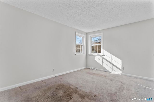 122 Newton Street, Norwich, CT 06360