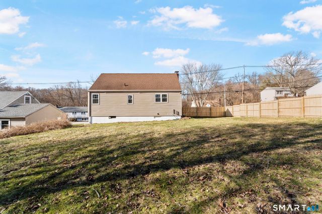 122 Newton Street, Norwich, CT 06360