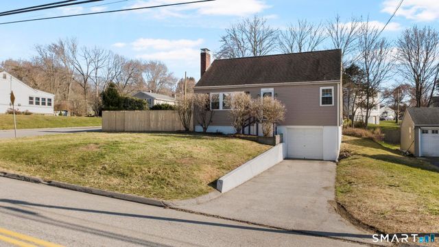 122 Newton Street, Norwich, CT 06360