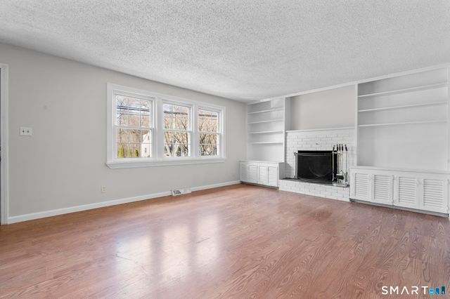 122 Newton Street, Norwich, CT 06360