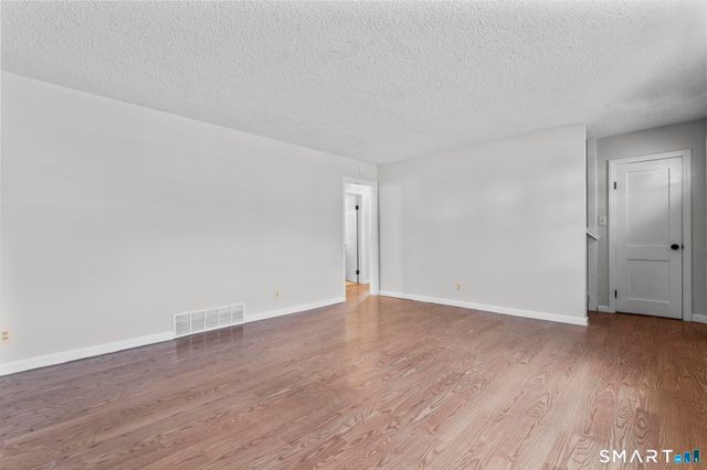 122 Newton Street, Norwich, CT 06360