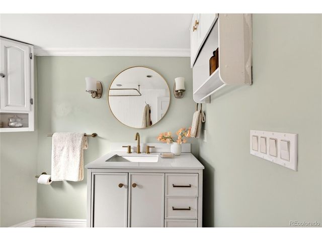 4836 Julian St, Denver, CO 80221