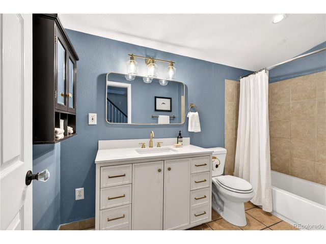 4836 Julian St, Denver, CO 80221