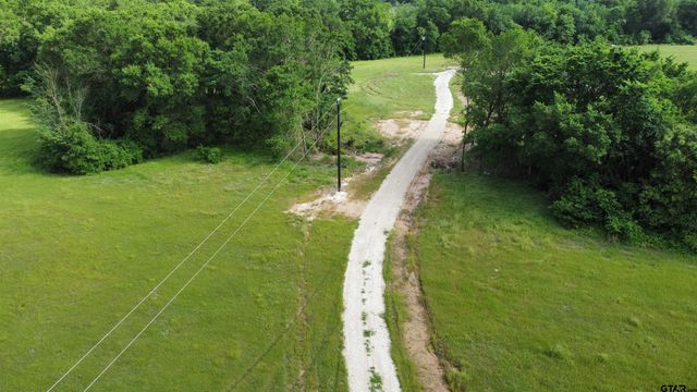 388 C R 3160, Emory, TX 75440