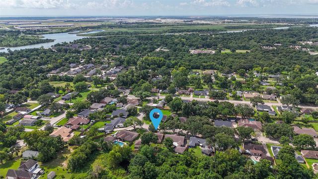 2410 Morning Drive, Baytown, TX 77520