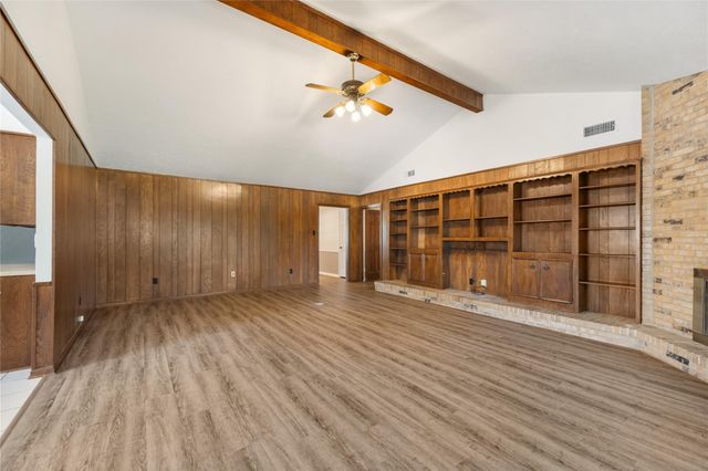 2410 Morning Drive, Baytown, TX 77520