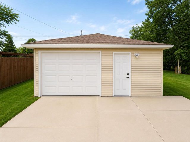 1844 N 23rd STREET, Sheboygan, WI 53081