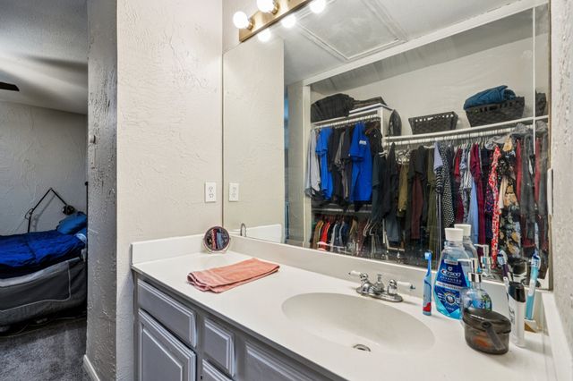 1610 Brentwood Drive, Irving, TX 75061