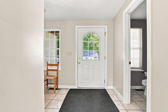 18 Poor Farm Road, New Ipswich, NH 03071