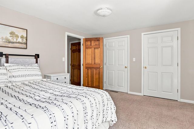 18 Poor Farm Road, New Ipswich, NH 03071