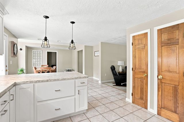 18 Poor Farm Road, New Ipswich, NH 03071