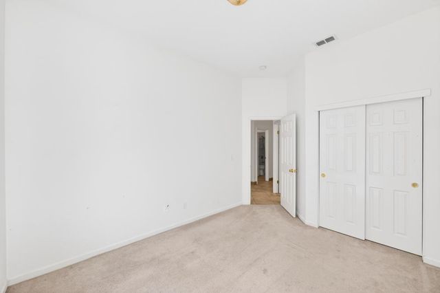 8406 Alameda Park Dr, Elk Grove, CA 95624