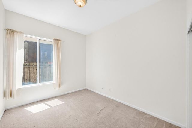 8406 Alameda Park Dr, Elk Grove, CA 95624