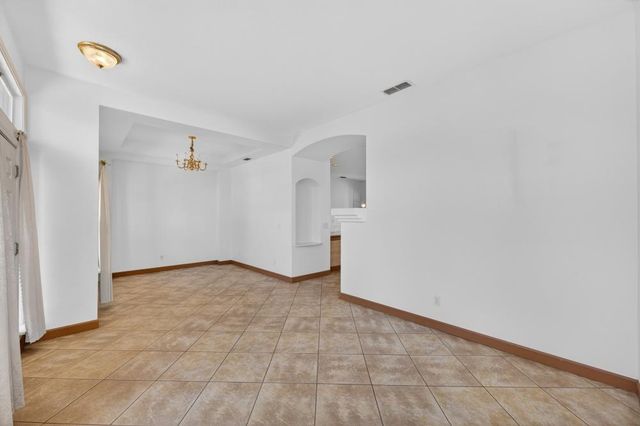 8406 Alameda Park Dr, Elk Grove, CA 95624