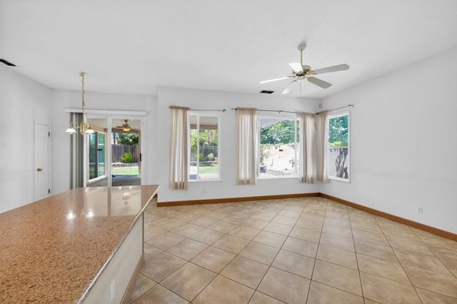 8406 Alameda Park Dr, Elk Grove, CA 95624