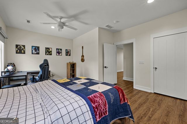215 Diamond Pointe, Fayetteville, GA 30215