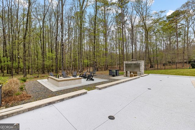 215 Diamond Pointe, Fayetteville, GA 30215