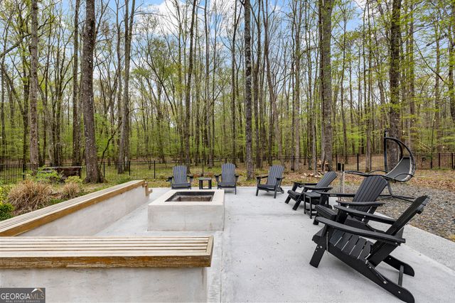 215 Diamond Pointe, Fayetteville, GA 30215