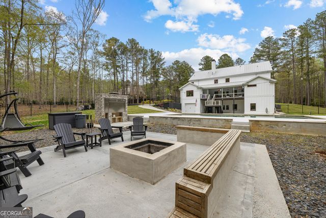 215 Diamond Pointe, Fayetteville, GA 30215