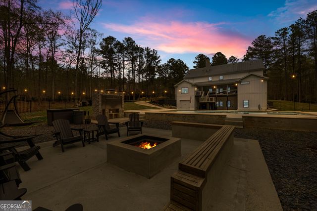 215 Diamond Pointe, Fayetteville, GA 30215