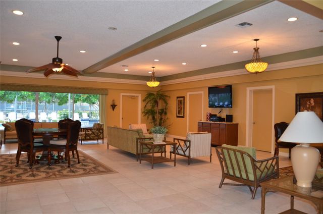 6201 Bay Club Drive 4, Fort Lauderdale, FL 33308