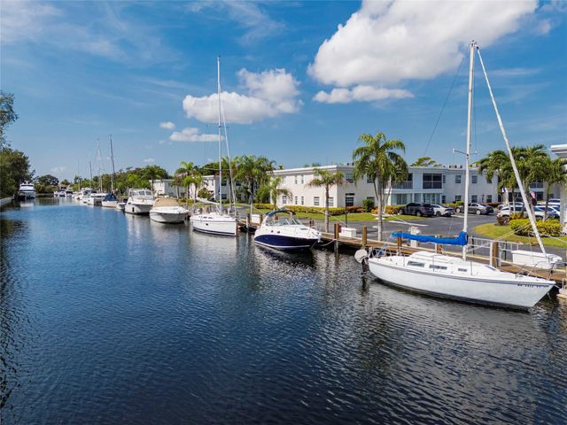 6201 Bay Club Drive 4, Fort Lauderdale, FL 33308