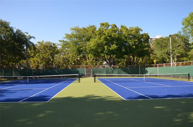 6201 Bay Club Drive 4, Fort Lauderdale, FL 33308