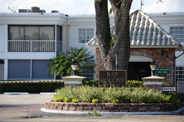 6201 Bay Club Drive 4, Fort Lauderdale, FL 33308