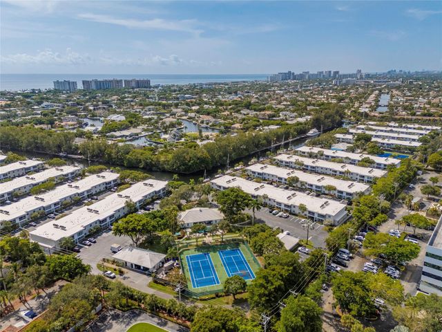 6201 Bay Club Drive 4, Fort Lauderdale, FL 33308