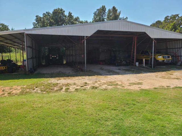 105002 S Hidden Valley Drive, Mcloud, OK 74851