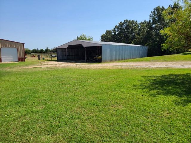 105002 S Hidden Valley Drive, Mcloud, OK 74851