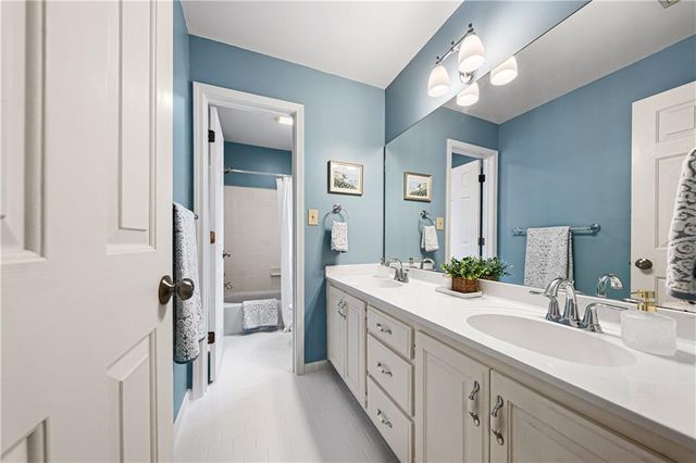 1230 Brook Knoll Place, Lawrenceville, GA 30043