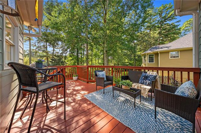 1230 Brook Knoll Place, Lawrenceville, GA 30043