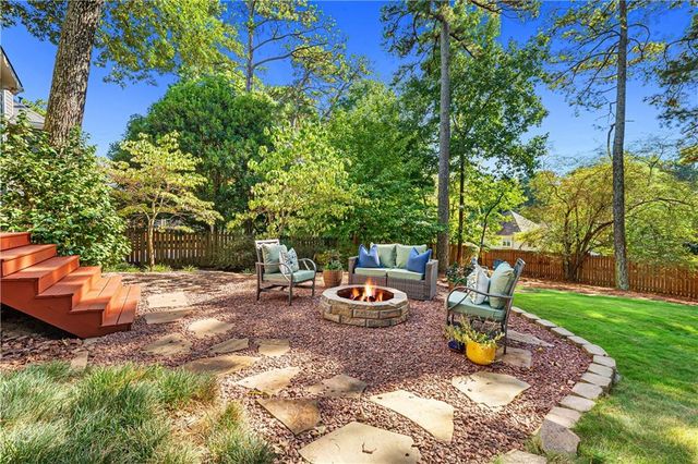 1230 Brook Knoll Place, Lawrenceville, GA 30043