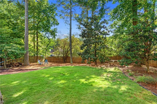 1230 Brook Knoll Place, Lawrenceville, GA 30043