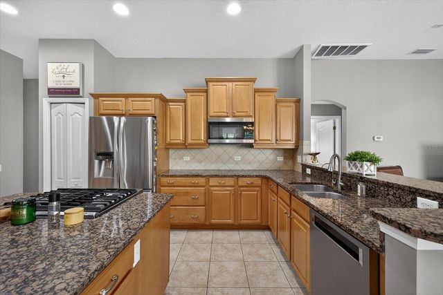 3185 BURBERRY STREET, Tarpon Springs, FL 34688