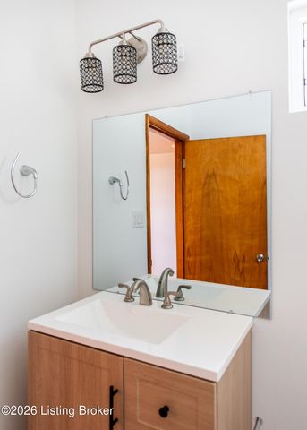 3222 W Market St, Louisville, KY 40212