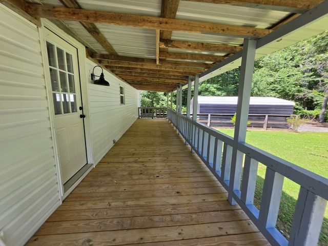 1361 Lakeshore Dr, Beechgrove, TN 37018