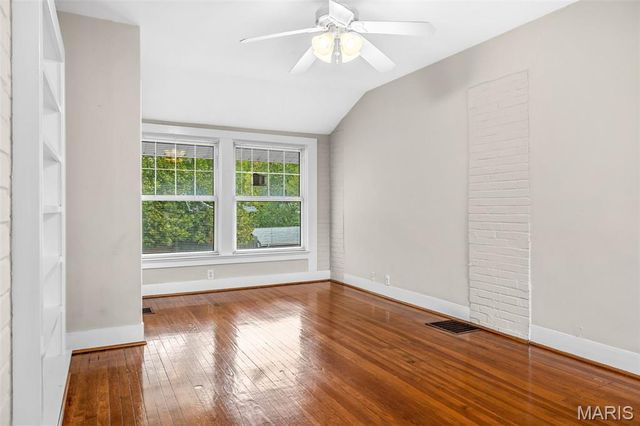 7405 Zephyr Place, Maplewood, MO 63143