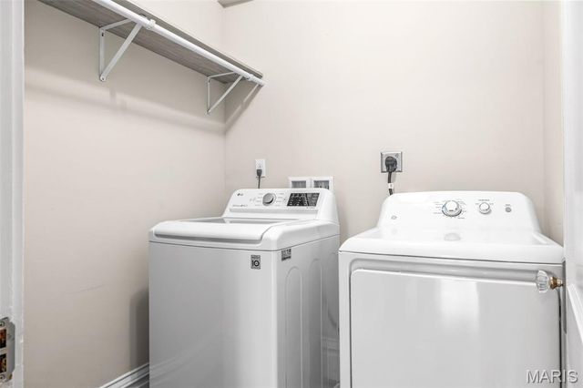 7405 Zephyr Place, Maplewood, MO 63143