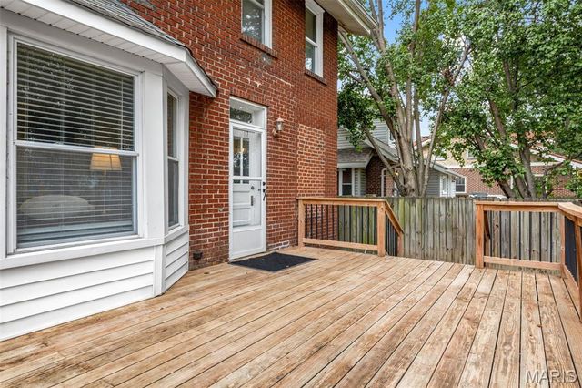 7405 Zephyr Place, Maplewood, MO 63143