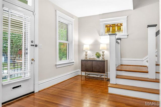 7405 Zephyr Place, Maplewood, MO 63143