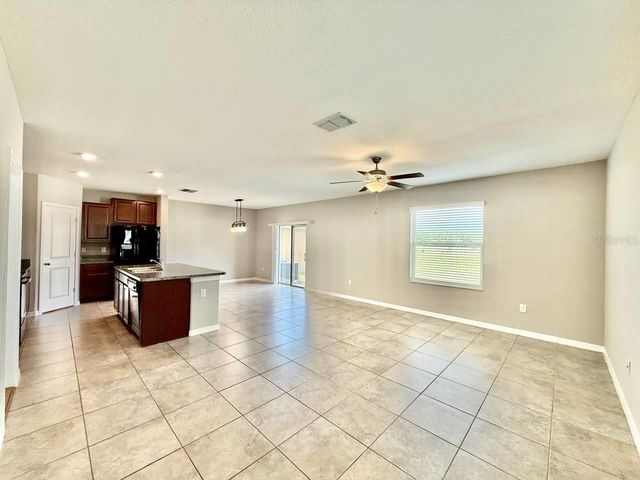 10524 CARLOWAY HILLS DRIVE, Wimauma, FL 33598